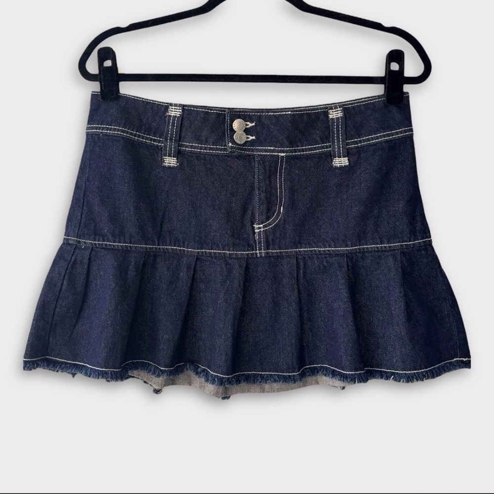 Y2K BDG Urban Outfitters low rise dark wash pleated denim mini skirt size small